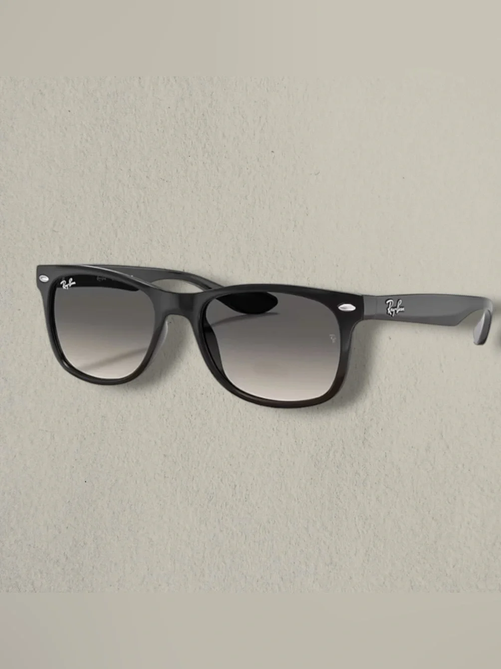 Ray-Ban Junior Wayfarer Black Sunglasses Grey Lenses Youth Size